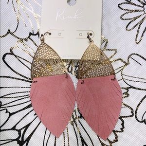 Riah Feathered Earrings